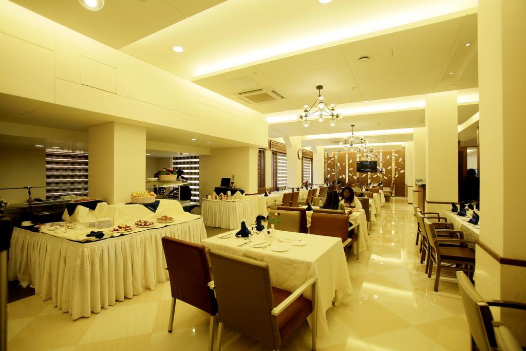 Hotel Africana Kampala Kültér fotó