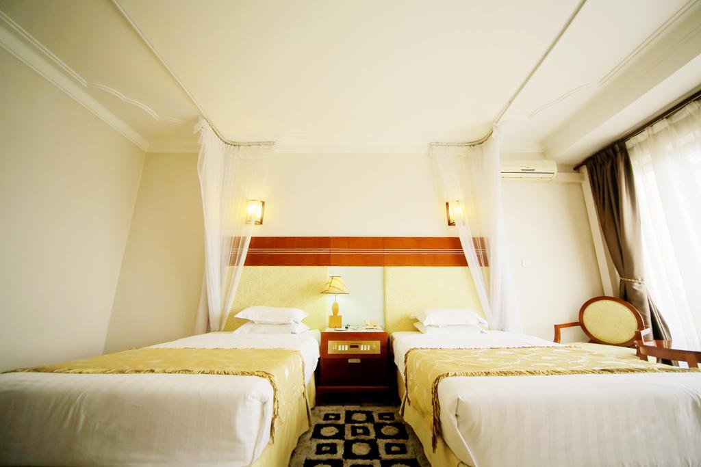 Hotel Africana Kampala Kültér fotó